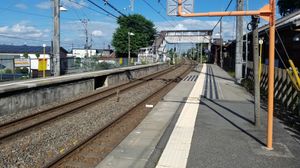 2021년 8월의 가미이마이치역 승강장