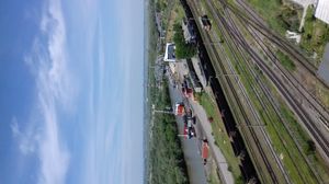 Portul Giurgiulești}} 주변.배경의 철도교는 루마니아 철도의 것이다.