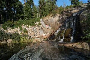 사포카 워터가든의 작은 폭포