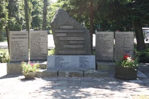 제2차 세계 대전 중 독일군에 의해 트체프에서 살해된 폴란드인을 위한 기념물