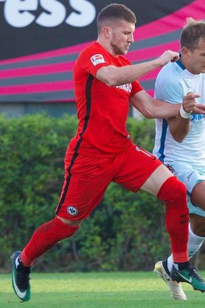 2017년 아인트라흐트 프랑크푸르트에서 뛰는 레비치