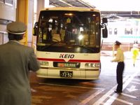 버스터미널에 정차 중인 미나미 알프스호(2006년 11월 7일 촬영)