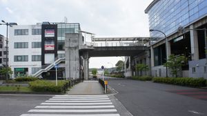 동쪽 출구 주변 (2021년 5월)