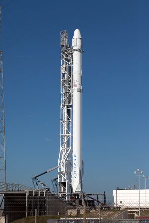 스페이스X CRS-8 드래곤을 탑재한 팰컨 9 풀 스러스트, 2016년 4월