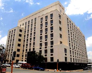 초월 명상을 도입하고 있는 남아프리카 공화국 요하네스버그의 대학