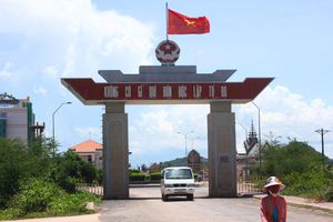 베트남 - 캄보디아 국경 통과