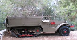 솔탐사제 M65 120mm 박격포를 탑재한 하프트랙 Mk.D(마크마 120mm 자주 박격포)