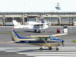 세스나 172 스카이호크 II JA4139
