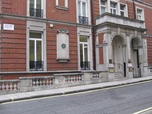 포틀랜드 플레이스 1번지 (웨스트민스터, 런던)