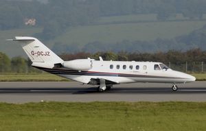 브리스틀 공항에서 이륙하는 Centreline Air Charter Cessna Citation CJ2