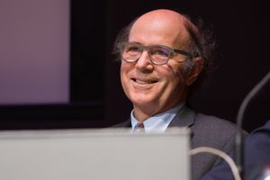 노벨상 수상자인 프랭크 윌첵