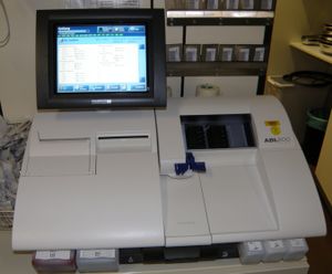 라디오미터 메디컬 벤치탑 분석기 ABL800 FLEX