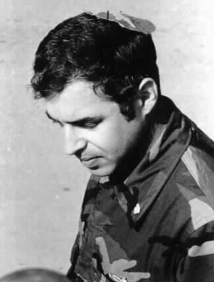 군복 조각으로 만든 키파