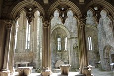 고딕 양식의 산토 도밍고 교회