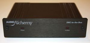CD 플레이어용 애드온으로 1990년대에 오디오 알케미(Audio Alchemy)에서 출시한 외장형 DAC로, 폭이 약 12cm에 불과하며, 구형 또는 저렴한 플레이어의 음질을 개선하기 위한 제품이다.