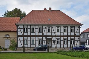 1848년 혁명 전에 호프만 폰 팔러슬레벤이 친구 다비트 로흐테와 함께 머물렀던 알트-볼프스부르크의 집