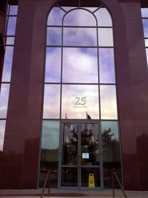 매사추세츠주 벌링턴에 있는 OASIS 사무실 입구.