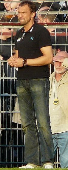 클라우디터 볼리츠는 두 번 감독직을 수행했다.