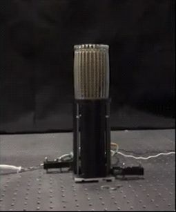 큐브위성의 레이다용으로 Ka-대역(27–40 GHz)에서 작동하는 전개형 고이득 메쉬 반사판 안테나(RaInCube)