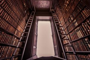 구 도서관 내부