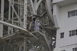 런던올림픽 성화봉송에 사용된 러벨망원경 (Olympic Torch 2012 at Jodrell Bank).