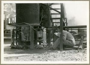 광학 고온계를 사용하여 고로에서 코크스의 연소 온도를 측정, 고정 질소 연구소, 1930