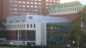 알프레드 레너 홀