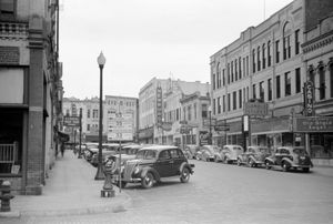 1939년 여름 라크로스 시내의 펄 스트리트