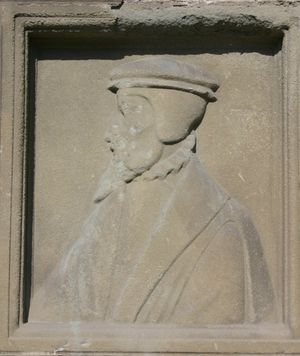 부조로 된 피에르 비레.