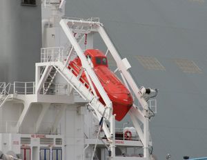 자유 낙하식 구명정