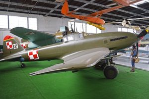 폴란드 항공 박물관에 전시된 B-33