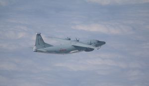 2020년에 비행하는 샨시 Y-8