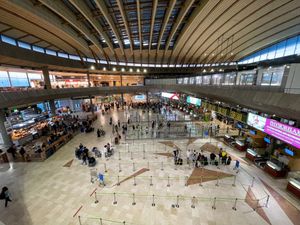 터미널 내부 (2022)