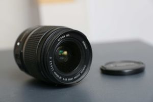 캐논 EF-S 렌즈는 캐논의 APS-C 디지털 SLR과 호환됩니다