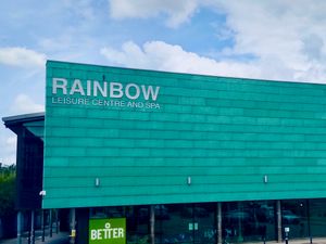 레인보우 레저 센터