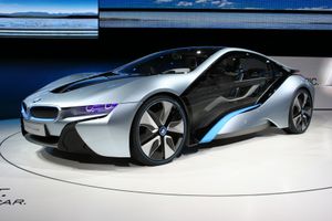 2011년 독일 국제 모터쇼에서 전시된 BMW i8 컨셉트.