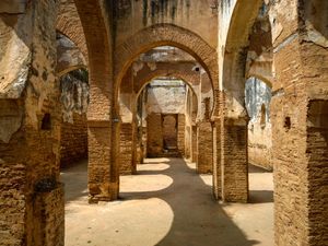 마리니드 단지의 모스크 (약 1284년 건설)