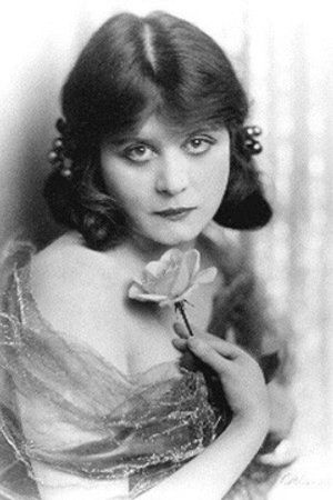 테다 바라(Theda Bara), 영화 어 풀 데어 워즈(A Fool There Was)
