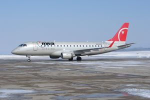 노스웨스트 에어링크 엠브라에르 E175 (2008)