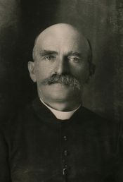 국민 낭만주의 시인 네드르 미에다(Ndre Mjeda)