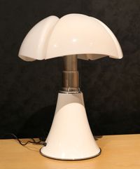 Pipistrello}} 램프, 1965