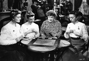 모이나 맥길, 아이린 라이언, 플로렌스 베이츠 및 마가렛 해밀턴, 텍사스, 브루클린 & 헤븐(1948)