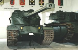 사뮈르 전차 박물관의 AMX 50