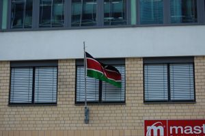 베를린 주재 케냐 대사관에 게양된 국기
