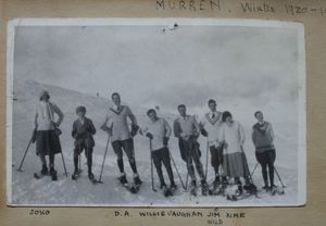 도날드 클라이브 앤더슨, 1920/1921년 겨울, 스위스 뮈렌에서 웰리 본, 짐 와일드, 자인, 소코와 함께 스키를 타다