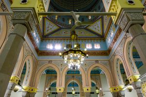 주메이라 모스크 내부, 돔 아래 모습