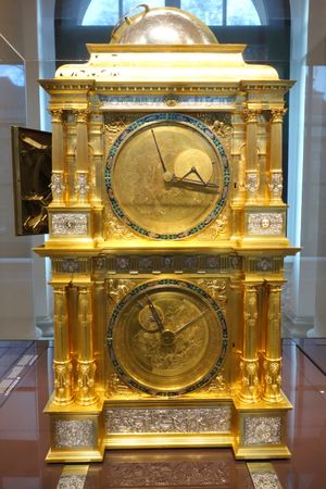 에버하르트 발데바인이 제작한 천문 시계(금성·수성 측면), 1563-1568년. 드레스덴 수학 물리 학회 전시물