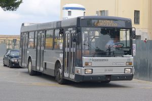 키에티에서 운행되는 라 파노라미카 버스