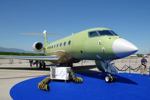 EBACE 2012에서 미도색 G650 비행 시험 프로토타입