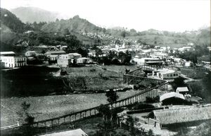 1896년 커피 황금기 시대의 우투아도